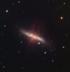 M 82 Cigar Galaxy